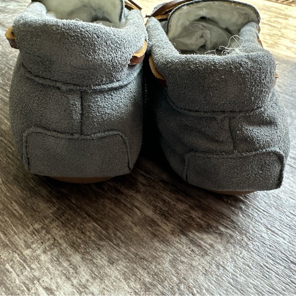 The Company Store Kids Slippers ***Size 1*** - Picture 5 of 7